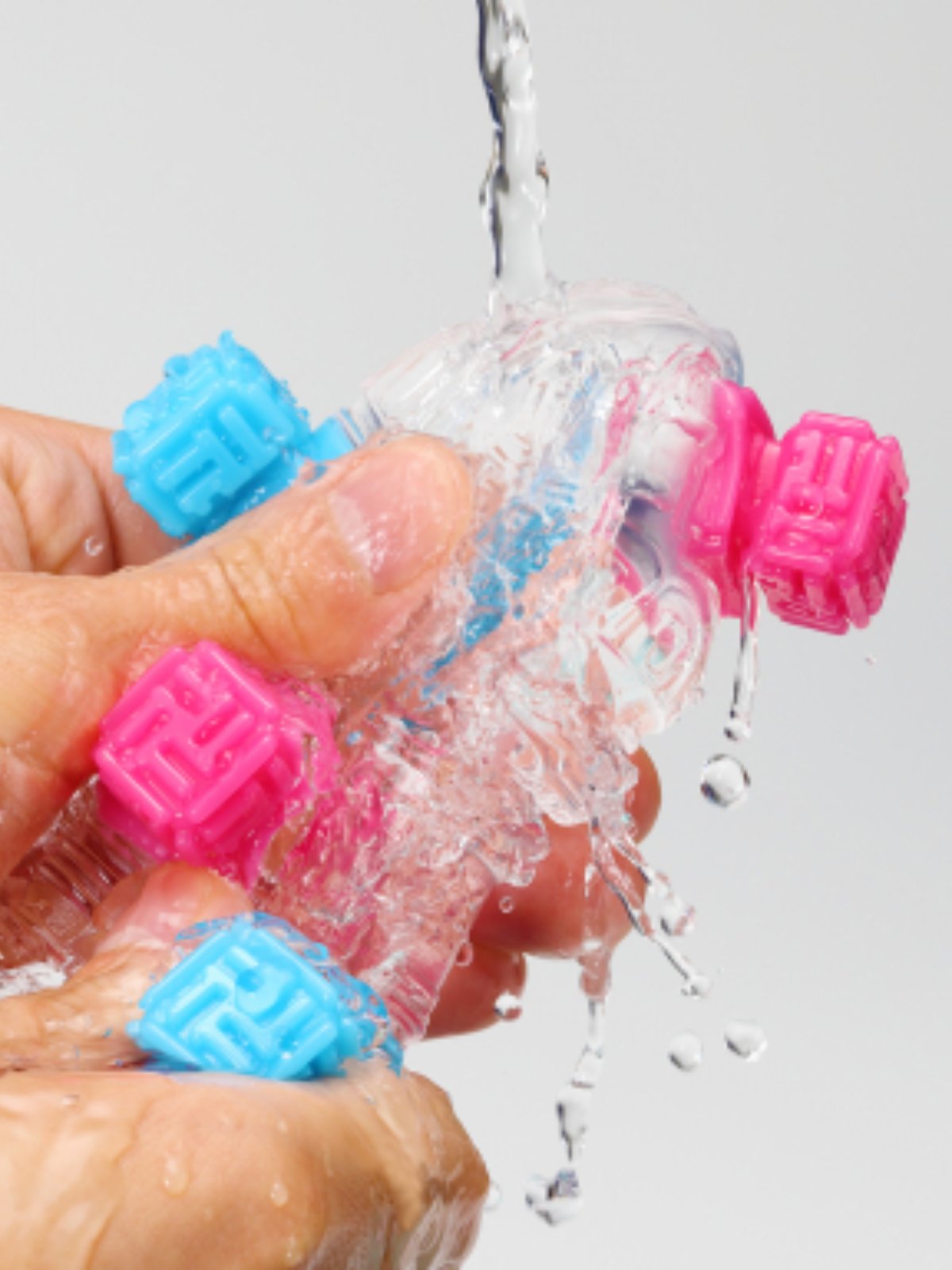 Masturbator Bobble - Crazy Cubes 