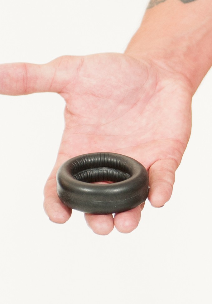 Sport Fucker Neoprene Thick Cock Ring